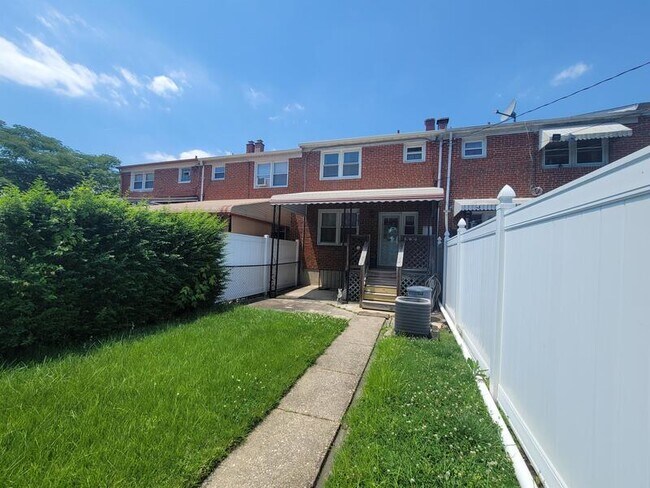 Building Photo - 8587 Morven Rd