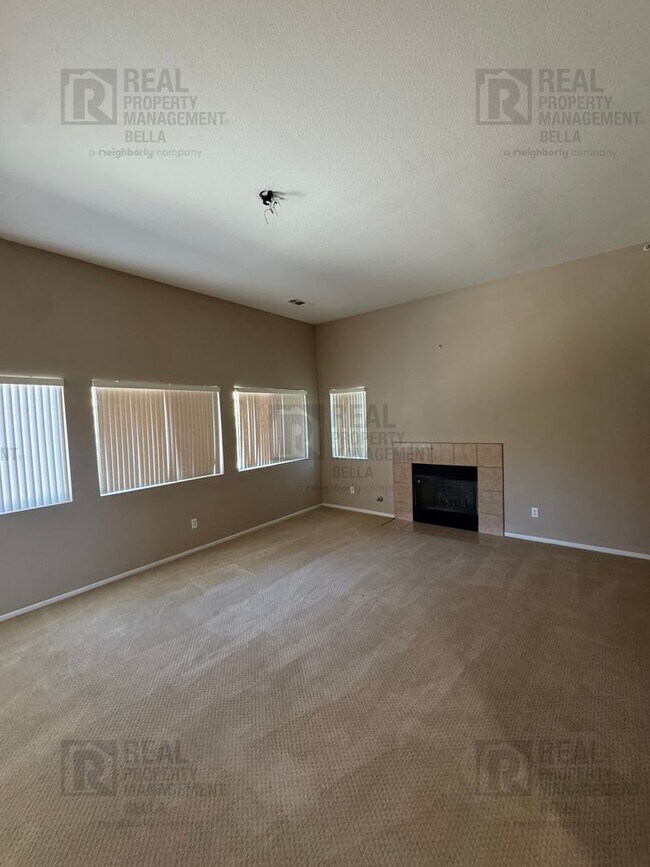 Building Photo - 756 Conlon Dr