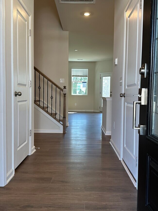 Building Photo - 13123 Cottage Crest Ln