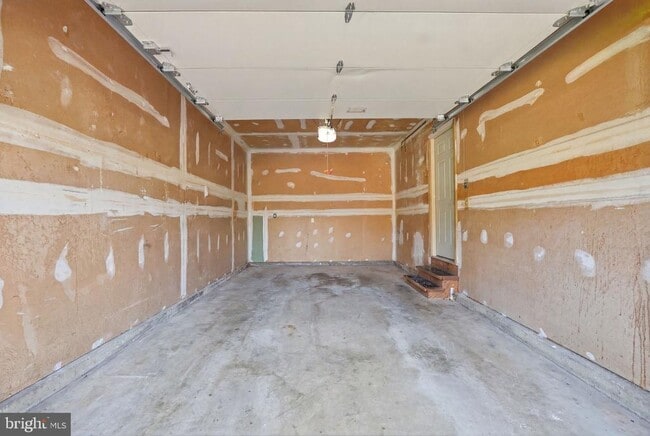 Building Photo - 4020 Blue Slate Dr