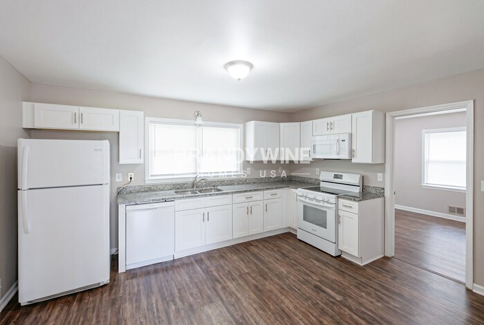 Building Photo - 6232 Lance Ln