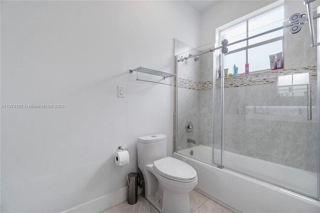 Building Photo - 14053 SW 49th St