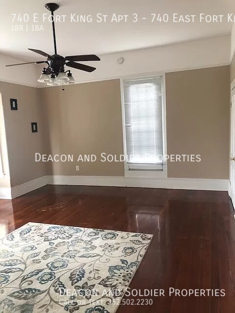 Building Photo - 740 E Fort King St