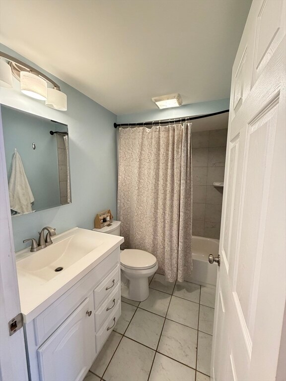 Building Photo - 20 Marble St