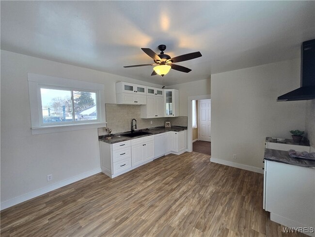 Building Photo - 33 Trowbridge St