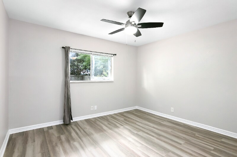 Building Photo - 11818 Gravetree St