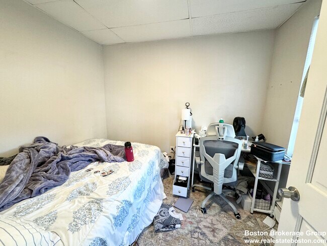 Building Photo - 1572 Tremont St