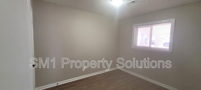 Building Photo - 2 Atlas Ct