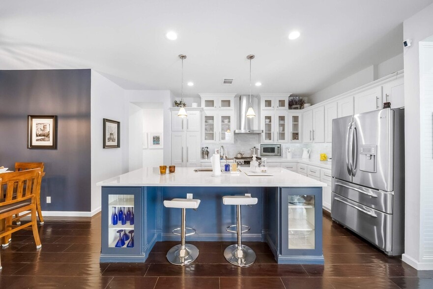 Building Photo - 47870 Sumac St