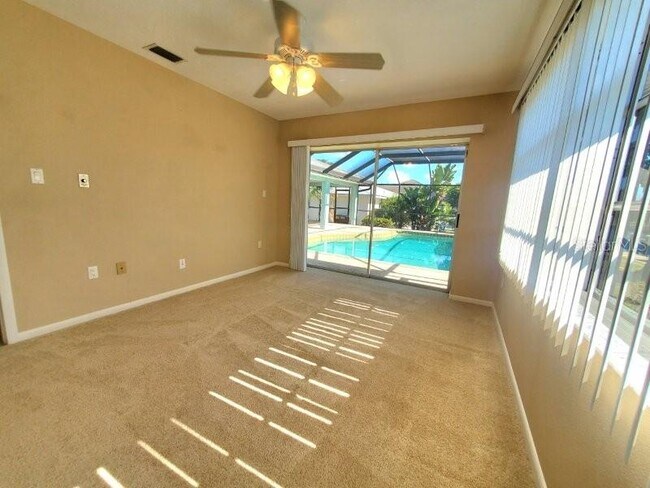 Building Photo - 2281 Vía Seville