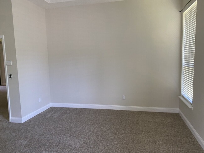 Building Photo - 9533 Maidstone Mill Dr W