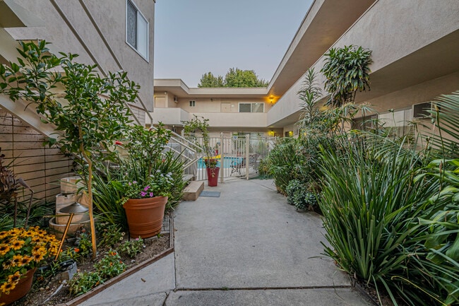 Floorplan - Newly Renovated - The Copa Apartments