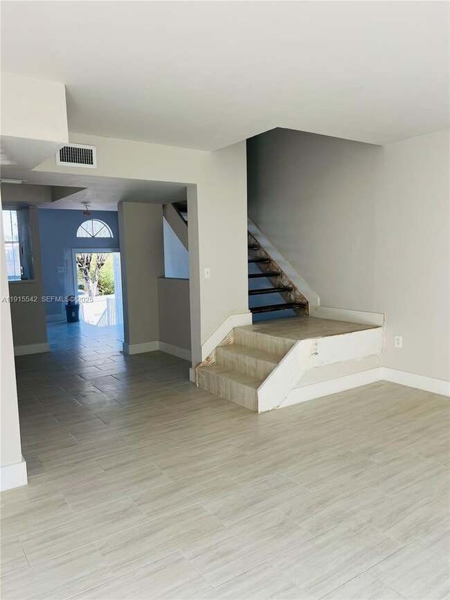 Building Photo - 380 NW 85th Pl