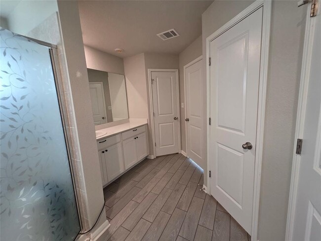 Building Photo - 19024 Kimberlite Dr