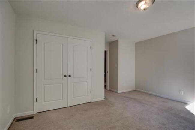 Building Photo - 916- A Charlotte Street