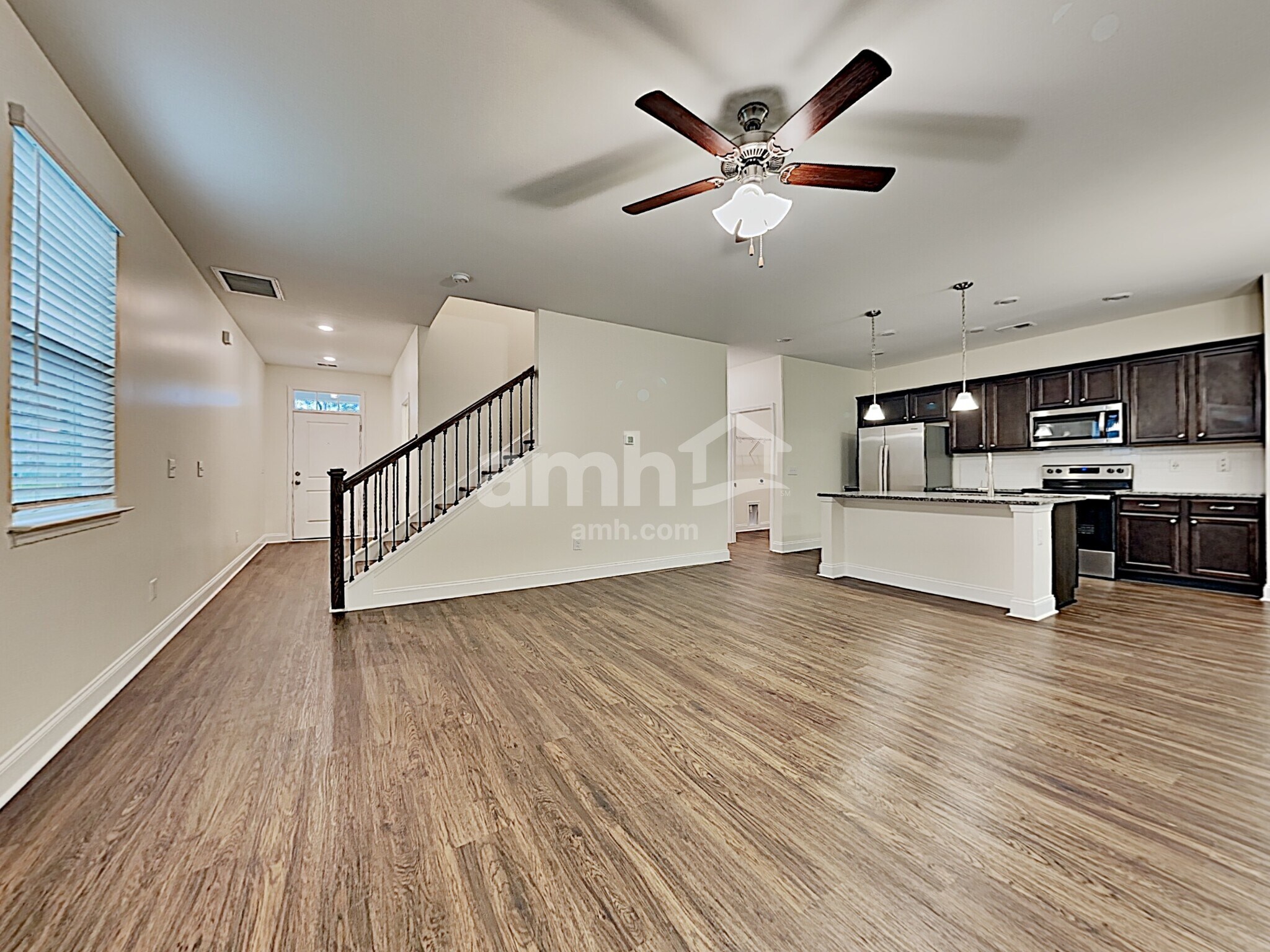 Building Photo - 121 Sweet Gum Dr