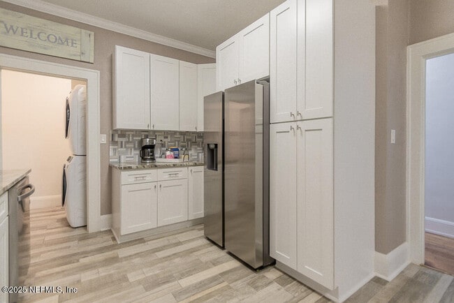 Building Photo - 5101 Fremont St