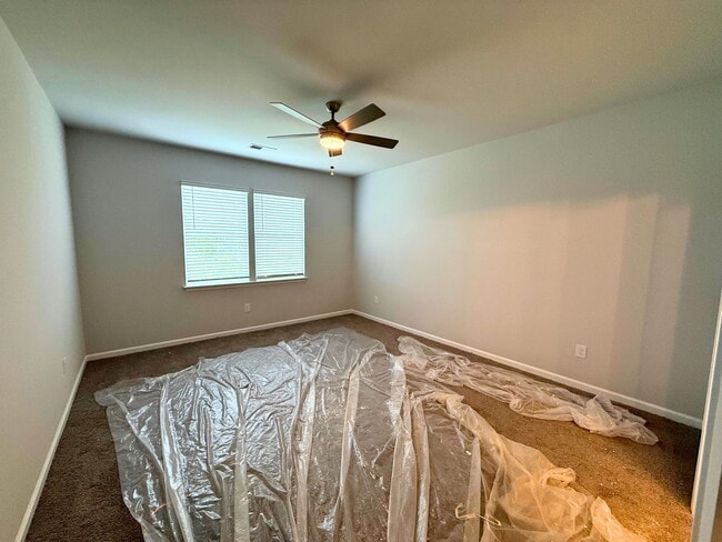 Building Photo - 144 Gervais Cir