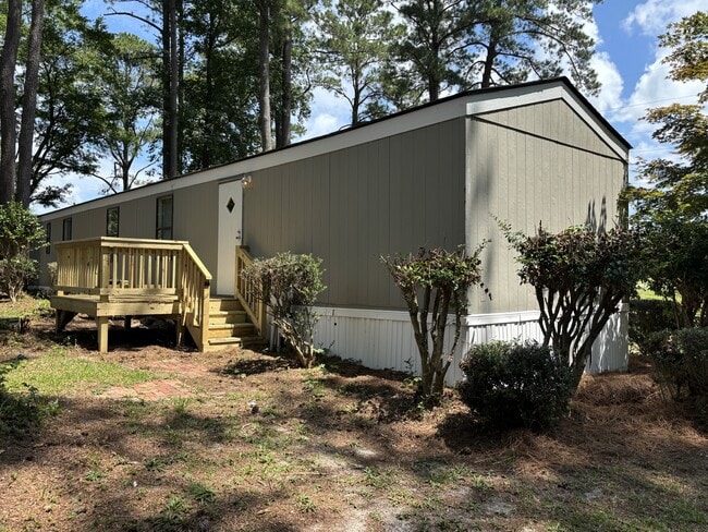 Building Photo - 1525 Wade-Stedman Rd