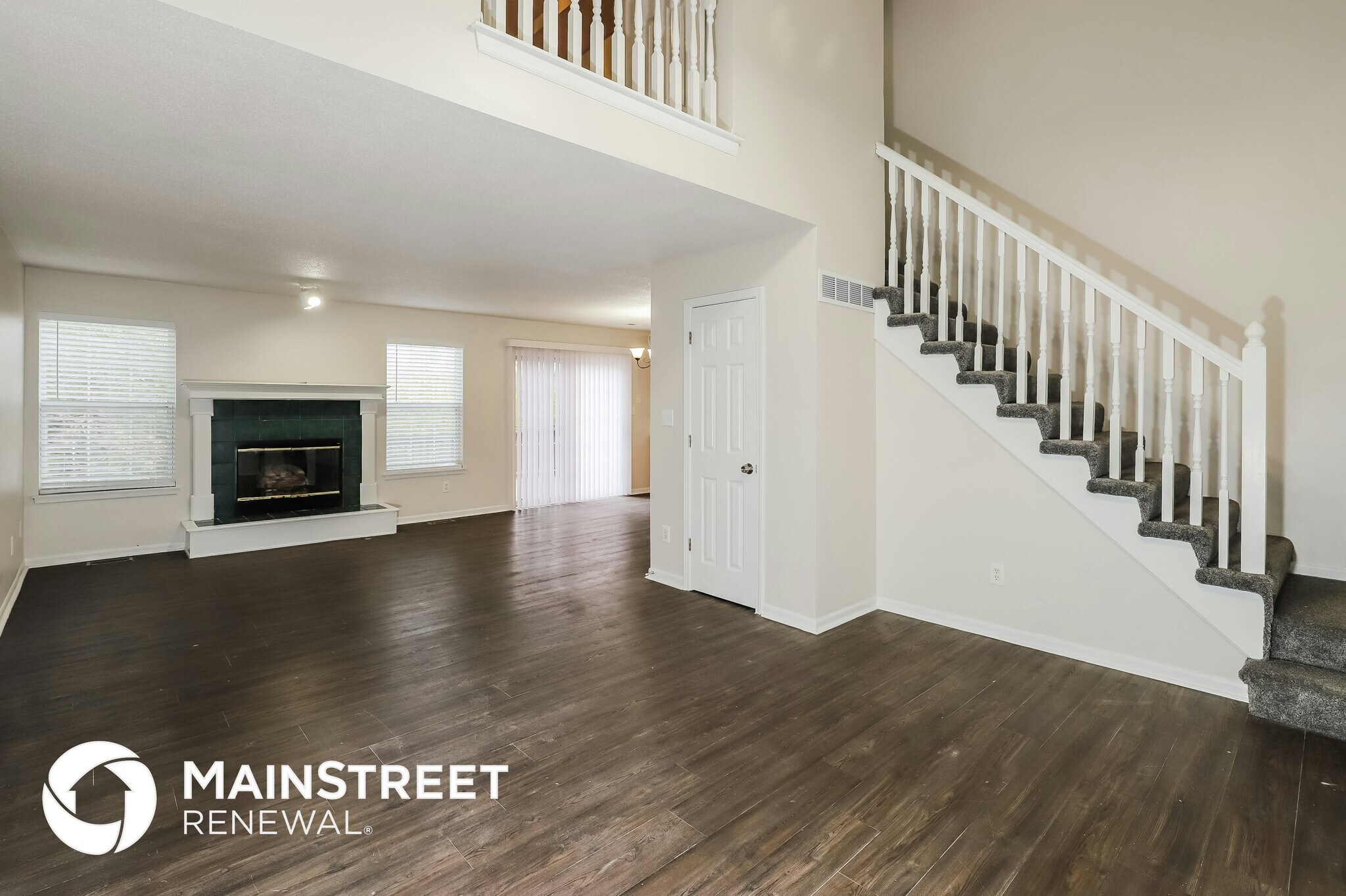 Building Photo - 1495 NW Yankee Dr