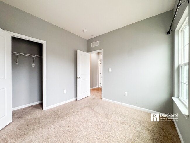 Building Photo - 13719 Port Commerce Ct