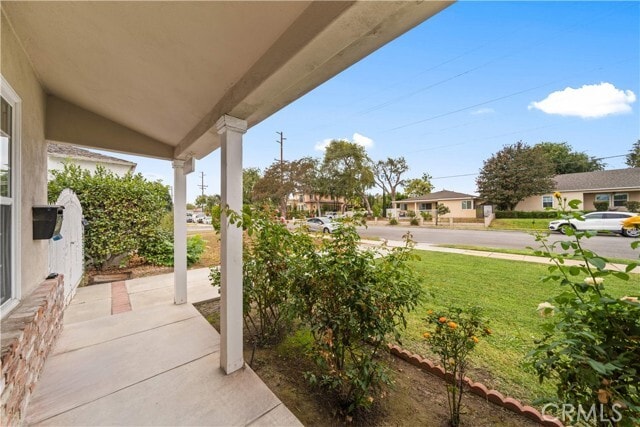 Building Photo - 9108 Hermosa Dr