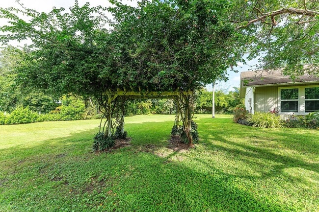 Building Photo - 15316 79th Terrace N