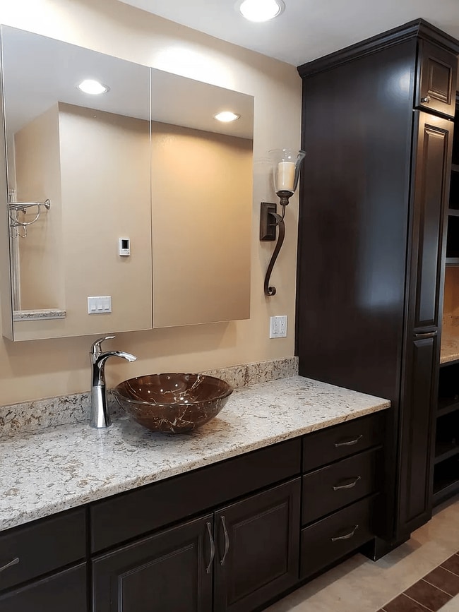 Building Photo - Modern Mill Creek Retreat – 3-Bedroom Home...
