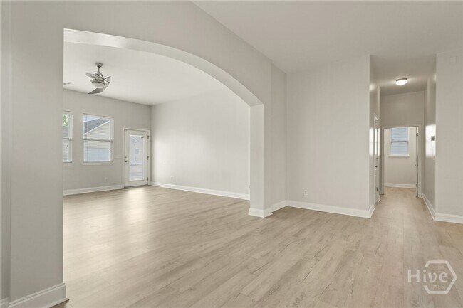 Building Photo - 243 Clearwater Cir