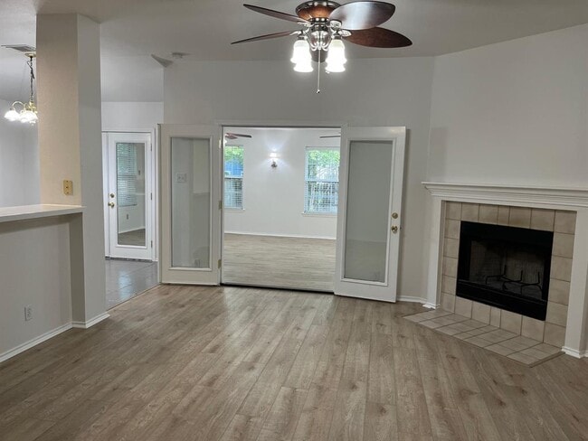 Building Photo - 9628 Dalewood Dr