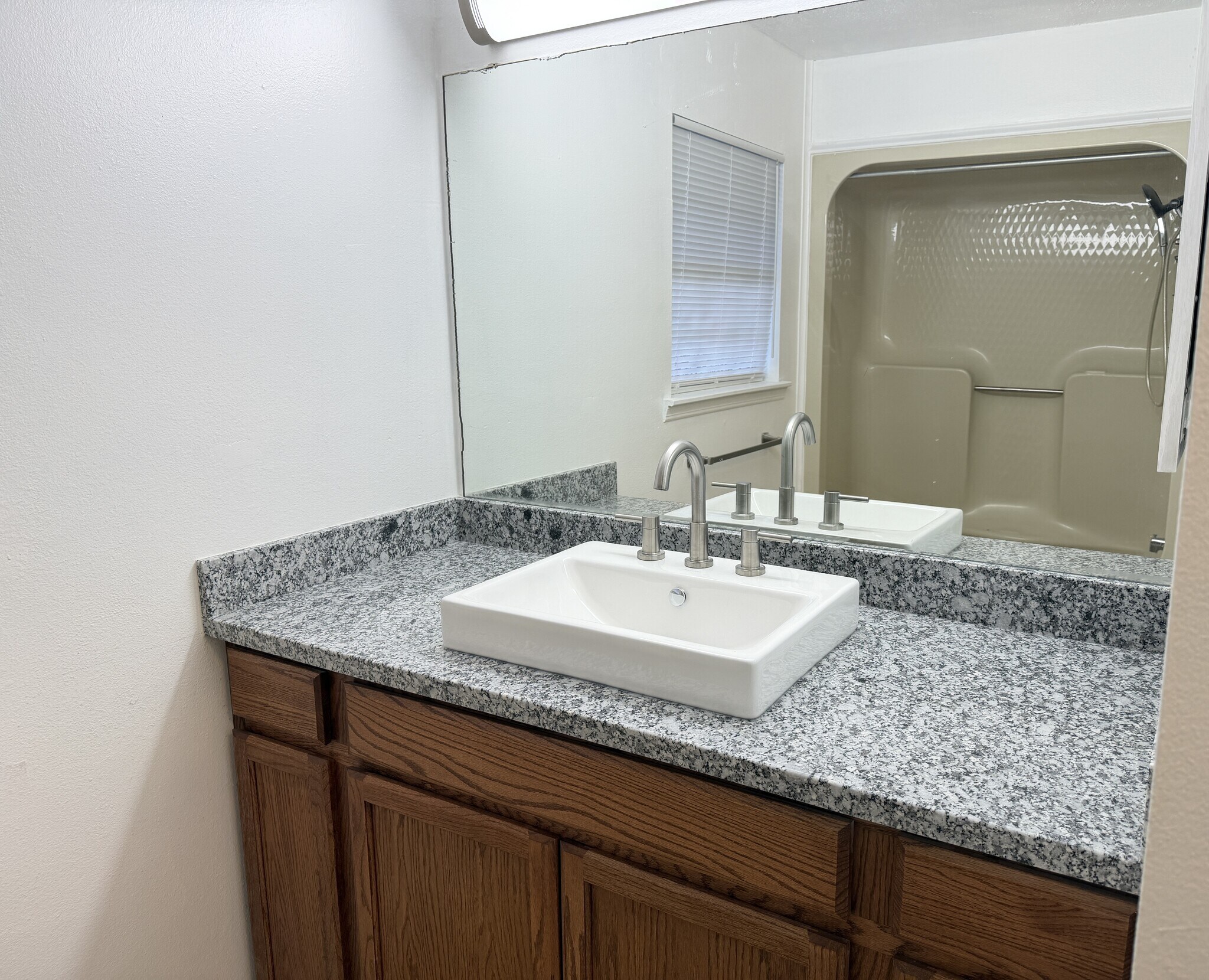 Hall Bath - 2208 Angus St