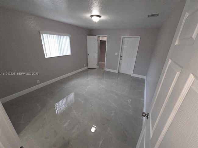 Building Photo - 4360 NW 13th Ct