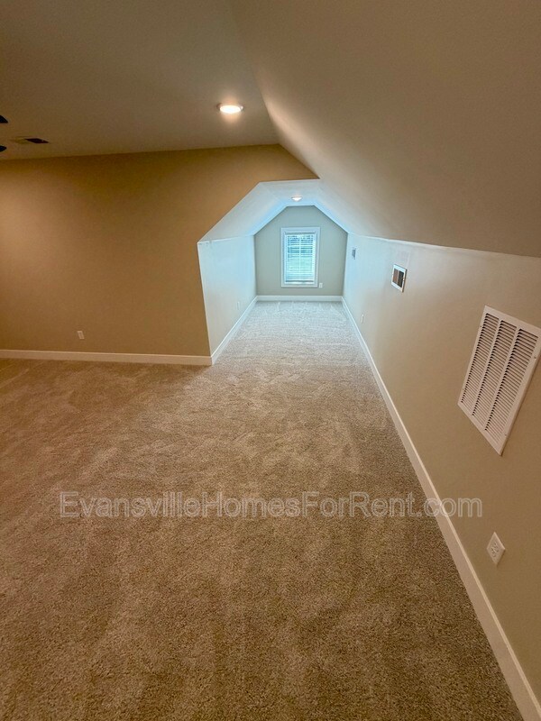 Building Photo - 4432 Violet Dr
