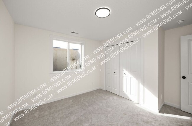 Building Photo - 209 12th Ct NW