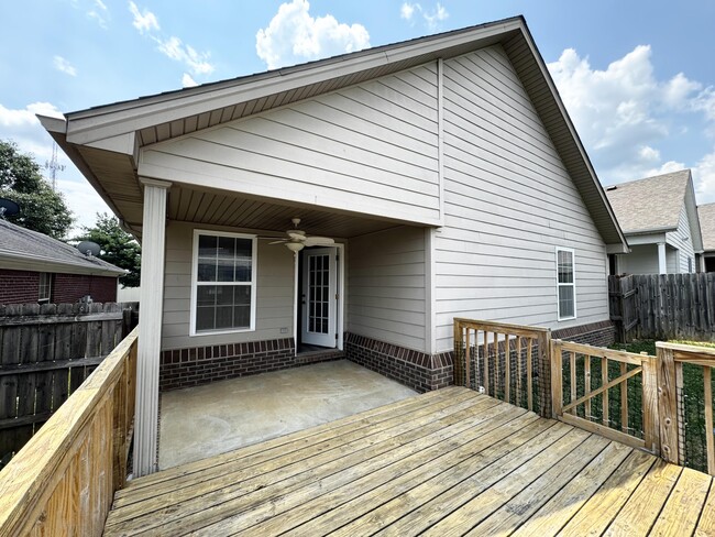 Building Photo - 328 Virginia Ln