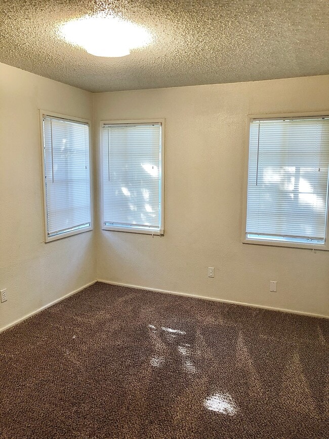 Building Photo - 3707 26th St