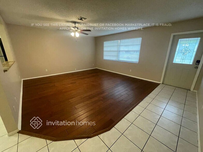 Building Photo - 15732 Treasure Island Ln