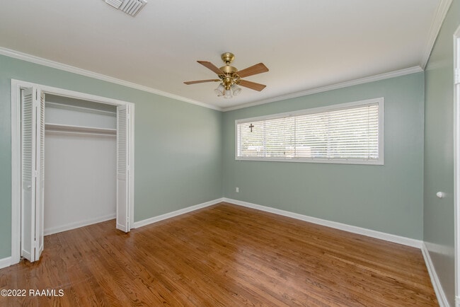 Building Photo - 232 Roselawn Blvd