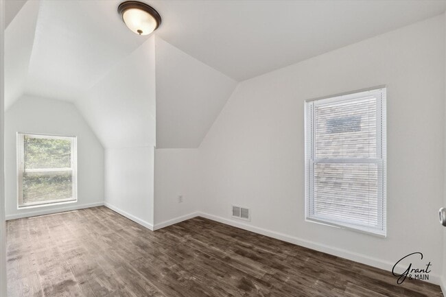 Building Photo - $1,995 - North End 4 Bedroom/ 1.5 bathroom...
