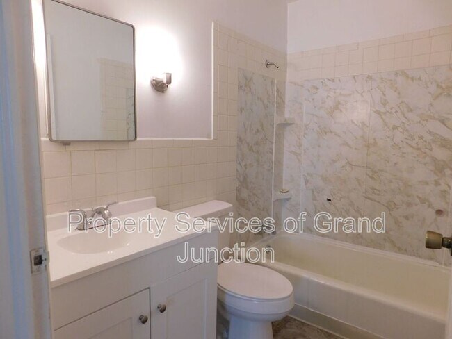 Building Photo - 441 N 16th St