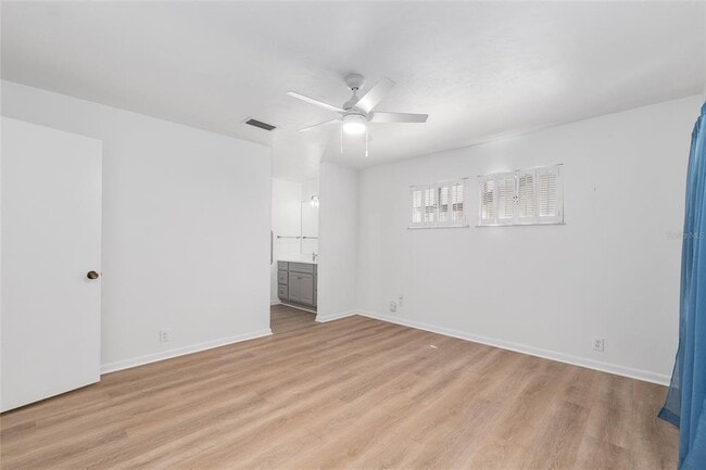 Building Photo - 8479 NW 38th Dr