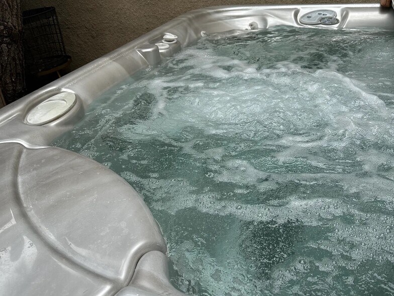 Building Photo - 725 Washington Blvd