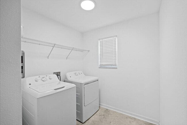 Building Photo - Now Available! 3 Bedrooms + Den, 2.5 Baths...