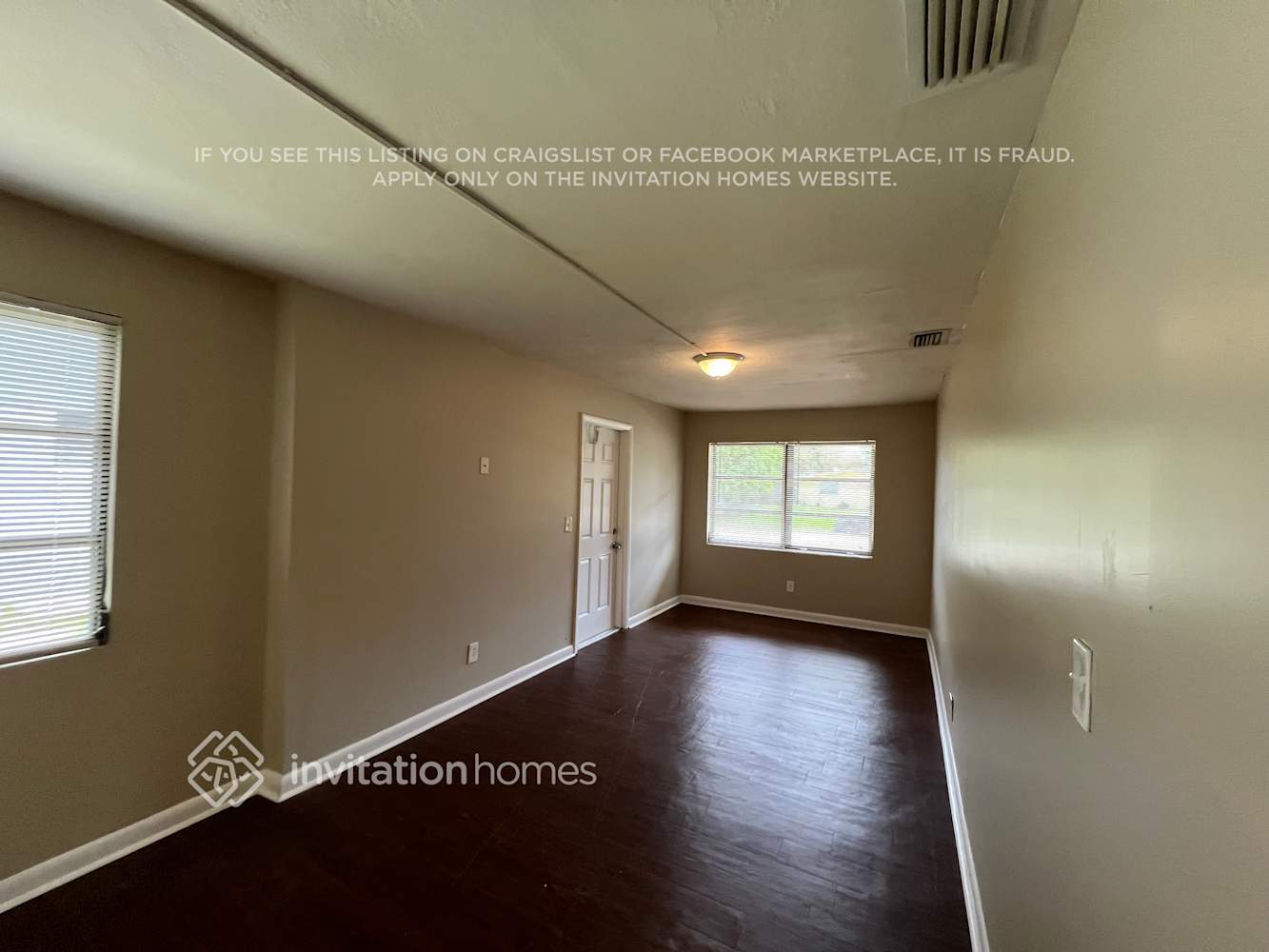 Building Photo - 3701 SW 58th Terrace