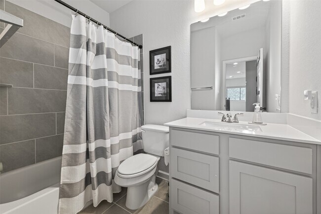 Building Photo - 7214 Darting Plover Wy