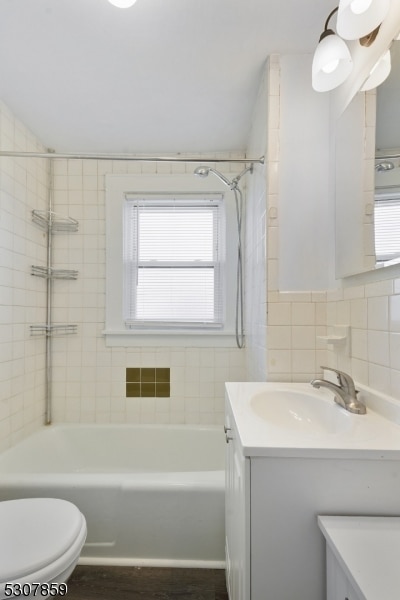 Building Photo - 23 Meeker Pl