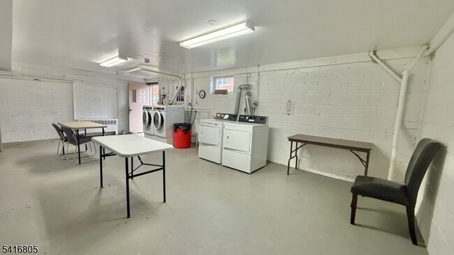 Building Photo - 2467 NJ-10