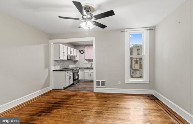 Building Photo - 6813 Ditman St