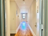 Building Photo - 109-20 Queens Blvd