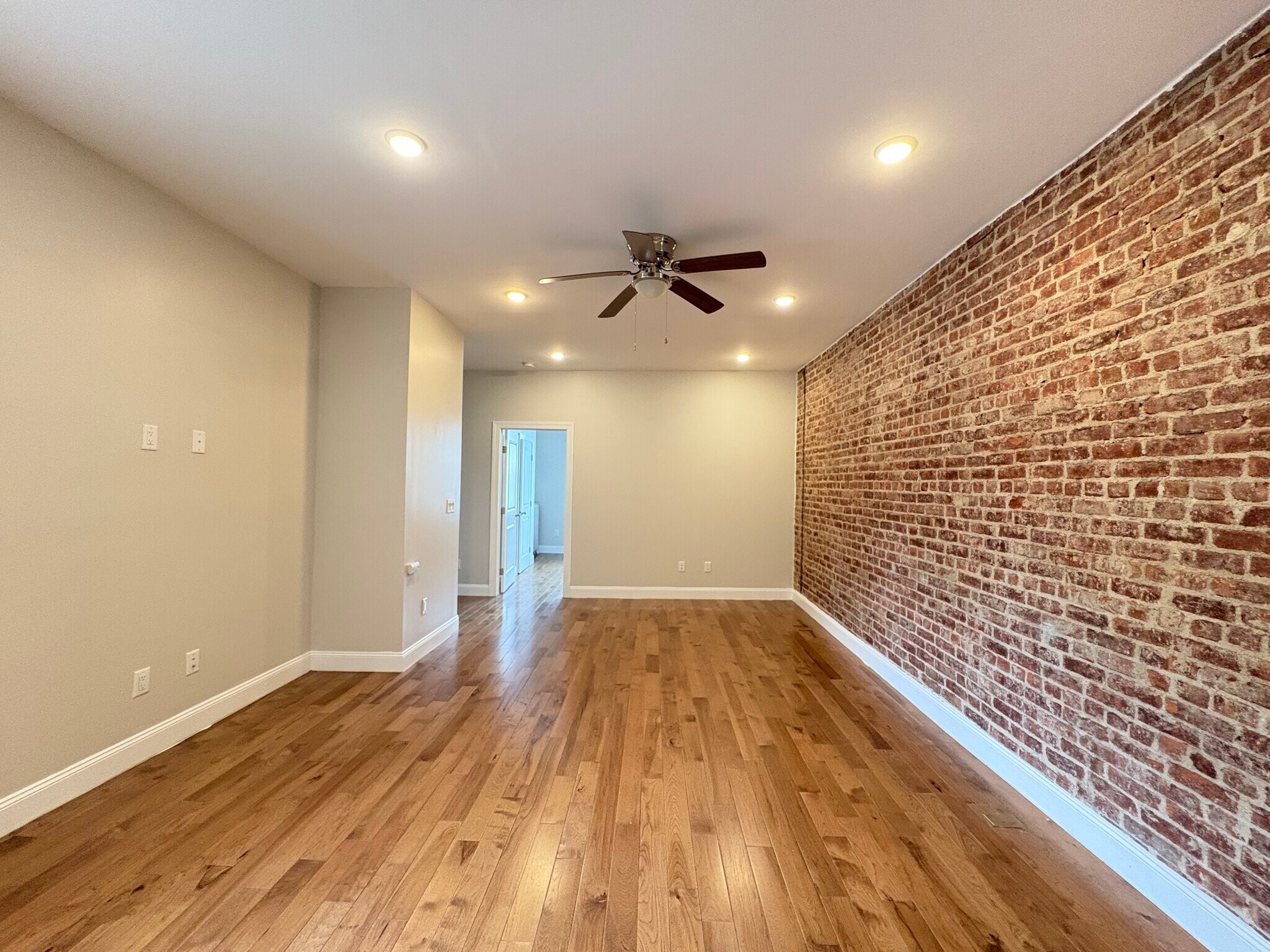 64 Sherman Pl 26 - 70 Sherman Pl